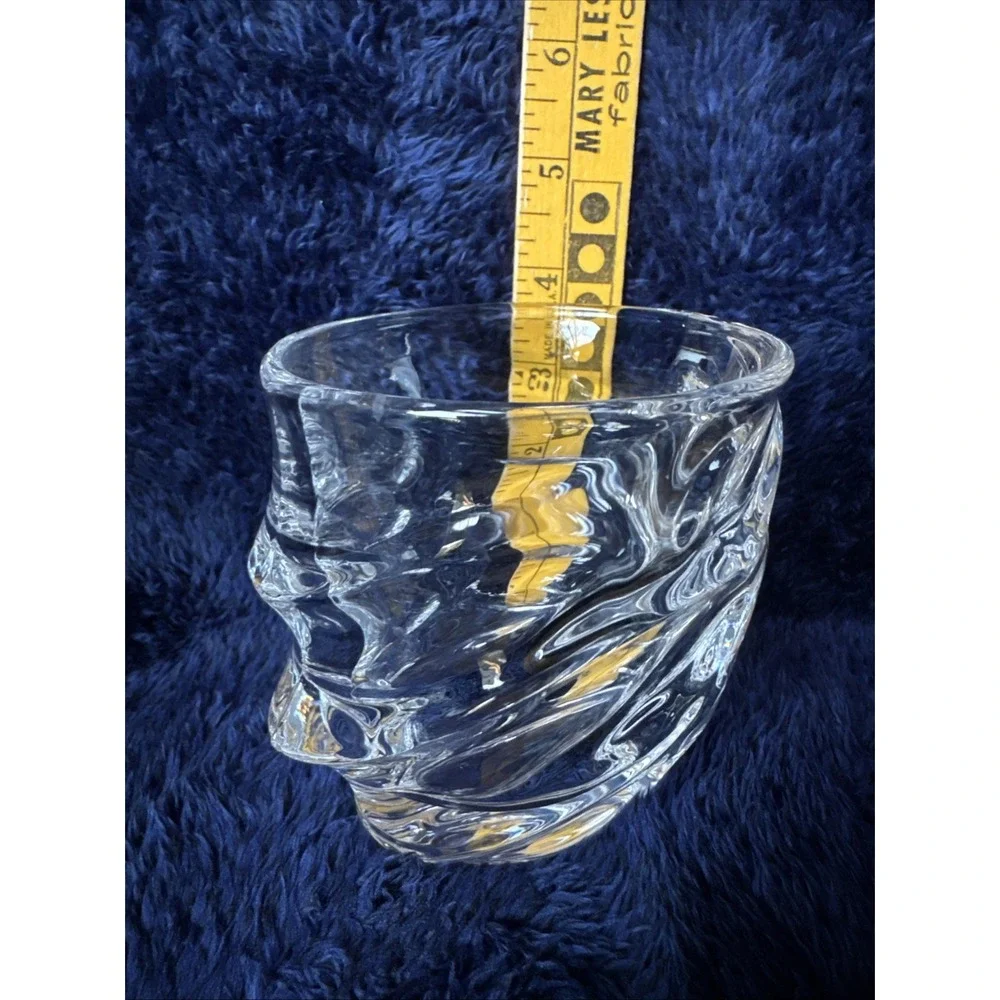 Iceberg Glacier Whiskey Tumbler Heavy Oval‎ 10oz Griper Glass For Spirits Storm